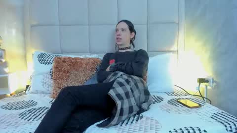 Keira Hecate online show from 02/04/26, 07:53