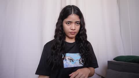 Snapshot of hecate333 chatting on 01/02/25, 10:48 hecate333 online show from 01/02/25, 10:48