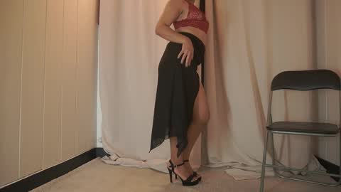 Snapshot of hecate333 chatting on 09/18/25, 05:37 hecate333 online show from 09/18/25, 05:37