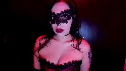   online show from 10/31/25, 06:47