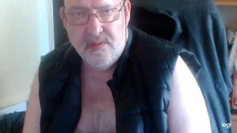 Snapshot of hechizodeluz chatting on 04/19/26, 06:10 Hechizo online show from 04/19/26, 06:10