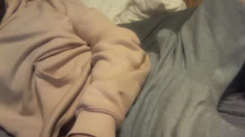 hecomesagain online show from 09/12/25, 07:14