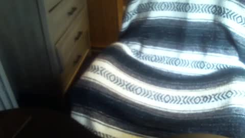 hecomesagain online show from 09/22/25, 01:57