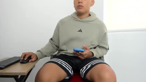  18 online show from 11/15/25, 12:13