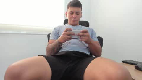  18 online show from 02/12/26, 09:10