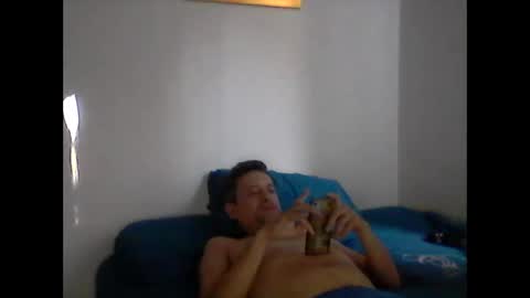 Snapshot of hedone33 chatting on 11/22/25, 08:30 hedone33 online show from 11/22/25, 08:30