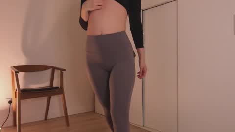 Jeen online show from 12/20/24, 11:16