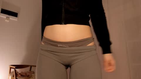 Jeen online show from 01/11/25, 01:48