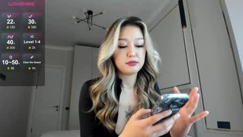 Nomy3 online show from 02/21/25, 05:02