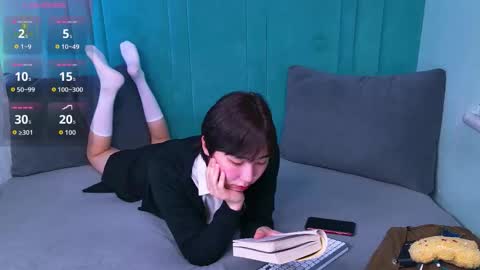 HEEJIN online show from 03/09/26, 04:27