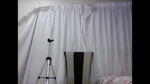 heelarh456639 online show from 05/23/26, 08:02