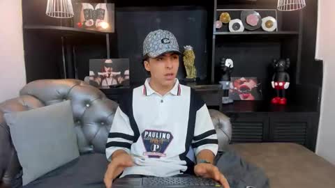 Snapshot of heellboy_ chatting on 10/24/25, 08:49 heellboy_ online show from 10/24/25, 08:49