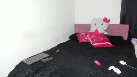 Snapshot of heellboy_ chatting on 04/24/26, 08:06 heellboy_ online show from 04/24/26, 08:06