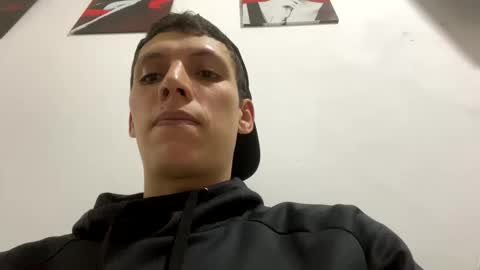 hefesto_69 online show from 12/04/24, 06:22