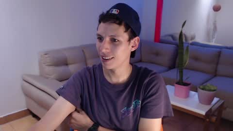 hefesto_69 online show from 12/11/24, 06:20