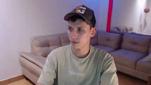 hefesto_69 online show from 12/30/24, 08:25