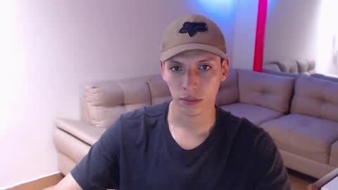 hefesto_69 online show from 01/17/25, 08:11