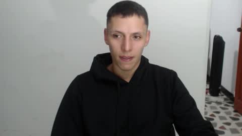 hefesto_69 online show from 10/24/25, 03:36