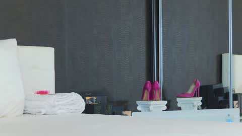 Helen online show from 01/22/25, 04:23