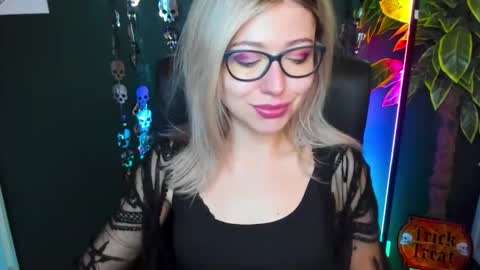 Heidi online show from 10/28/25, 05:33