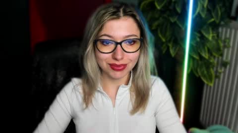 Snapshot of heidi_pleasure chatting on 04/08/26, 04:56 Heidi online show from 04/08/26, 04:56