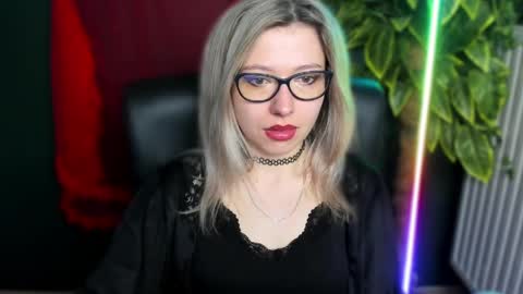 Snapshot of heidi_pleasure chatting on 04/15/26, 04:41 Heidi online show from 04/15/26, 04:41