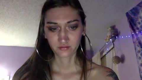 Snapshot of heidihole1234 chatting on 04/24/26, 02:58 Heidi online show from 04/24/26, 02:58