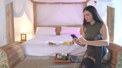 Heidi brunette Foxy red head and Carrie blondie online show from 07/15/26, 02:28