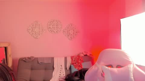 Snapshot of heidipalmer chatting on 06/16/26, 11:40 Heidi Palmer online show from 06/16/26, 11:40