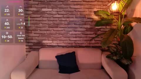 Sara online show from 11/14/25, 09:24