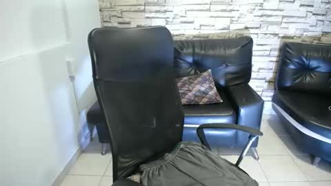 Snapshot of heidy_sumers chatting on 04/14/26, 05:52 Heidy Sumers online show from 04/14/26, 05:52