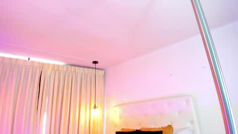 Snapshot of heidyblue chatting on 01/30/25, 05:28 online show from 01/30/25, 05:28