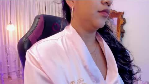 Snapshot of heidyblue chatting on 10/16/25, 05:58 online show from 10/16/25, 05:58