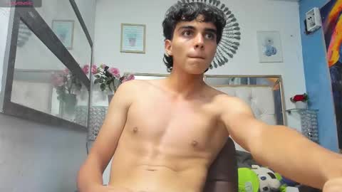 heiker_ online show from 03/04/25, 07:41