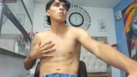 heiker_ online show from 03/06/25, 02:09