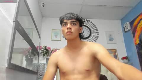 Snapshot of heiker_ chatting on 03/08/25, 02:34 heiker_ online show from 03/08/25, 02:34