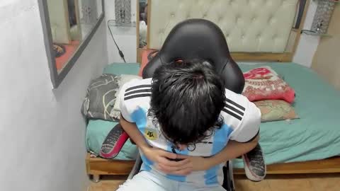 heiker_ online show from 10/06/25, 03:04