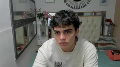 heiker_ online show from 10/09/25, 02:42