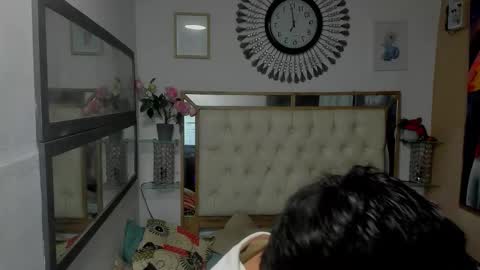 Snapshot of heiker_ chatting on 11/24/25, 03:06 heiker_ online show from 11/24/25, 03:06