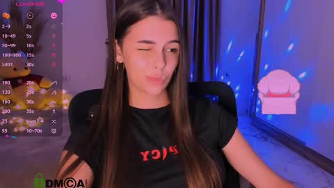 Snapshot of heileymeow chatting on 10/13/25, 08:31 Heiley online show from 10/13/25, 08:31