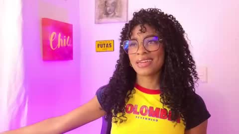 Snapshot of heily_fox chatting on 01/28/25, 08:47 HEILY  online show from 01/28/25, 08:47