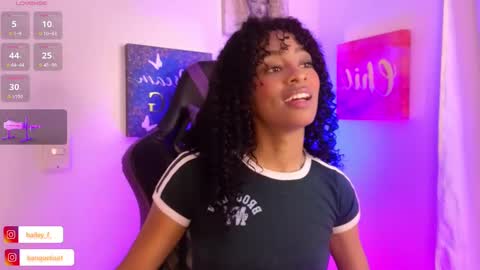 Snapshot of heily_fox chatting on 02/06/25, 06:51 HEILY  online show from 02/06/25, 06:51