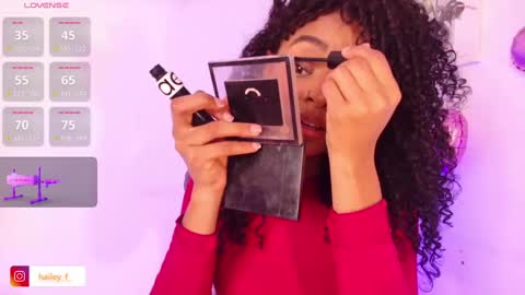 Snapshot of heily_fox chatting on 03/09/25, 07:23 HEILY  online show from 03/09/25, 07:23