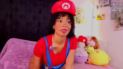 Snapshot of heily_fox chatting on 10/28/25, 06:28 HEILY  online show from 10/28/25, 06:28