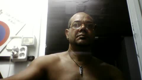 Snapshot of heistt chatting on 06/26/26, 12:04 Heist Stein online show from 06/26/26, 12:04