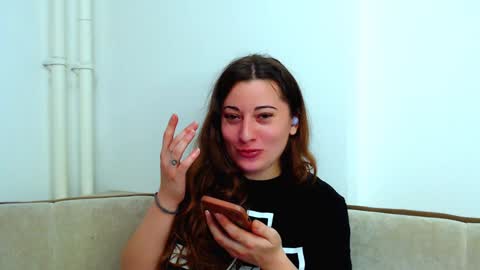 Snapshot of helen_adams_ chatting on 12/03/24, 05:31 helen_adams_ online show from 12/03/24, 05:31