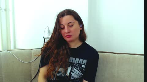 Snapshot of helen_adams_ chatting on 12/04/24, 08:56 helen_adams_ online show from 12/04/24, 08:56