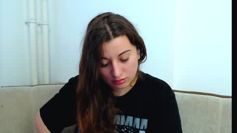 Snapshot of helen_adams_ chatting on 12/04/24, 12:03 helen_adams_ online show from 12/04/24, 12:03