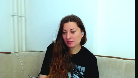 Snapshot of helen_adams_ chatting on 12/05/24, 08:00 helen_adams_ online show from 12/05/24, 08:00