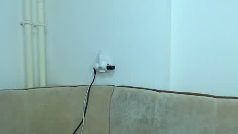 Snapshot of helen_adams_ chatting on 12/18/24, 01:02 helen_adams_ online show from 12/18/24, 01:02